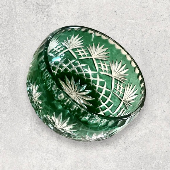 🚩SOLD🚩 Antique Bohemian Czech Emerald Cut Clear to Crystal Bohemian Glass Bowl - Picture 9 of 14